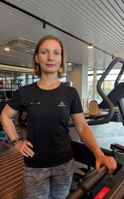 Инструктор групповых программ Казакова Ирина