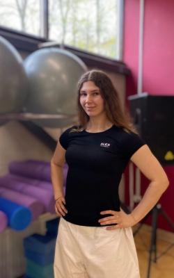 Инструктор детского фитнеса Карпова   Екатерина