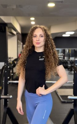 Инструктор тренажерного зала Богдан Анастасия